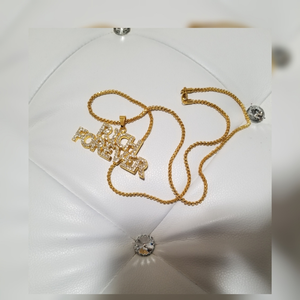 Unisex  diamond Letter pendant Necklace